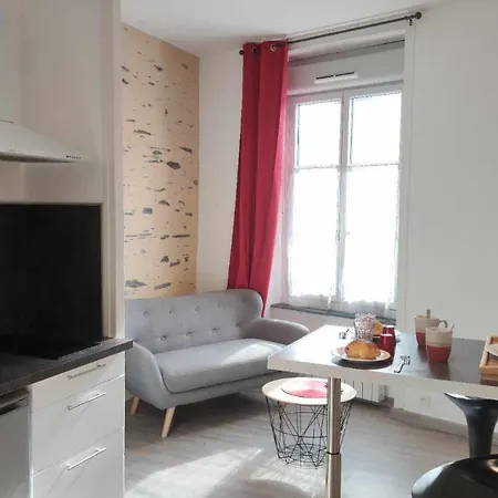 Hyper Centre Apartment