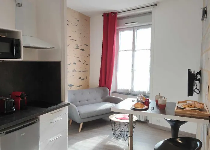 Hyper Centre Apartment